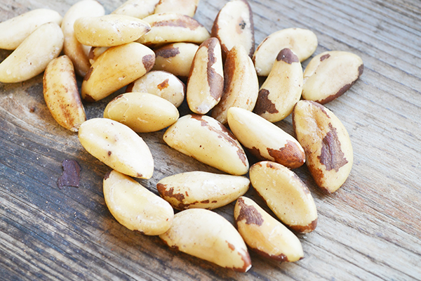 eating Brazil nuts can help boost your mood